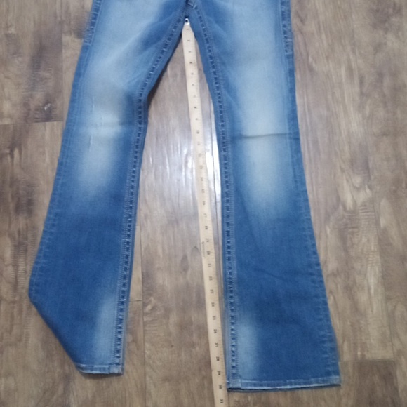 Rock Revival NWOT Women's Jeans 26 Lacey Embellished Rhinestones Distressed - Picture 12 of 13